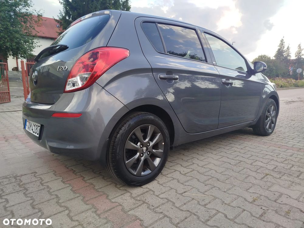 Hyundai i20 1.25 Classic + - 18