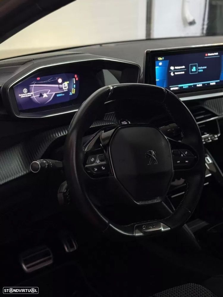 Peugeot e-208 50 kWh GT - 9