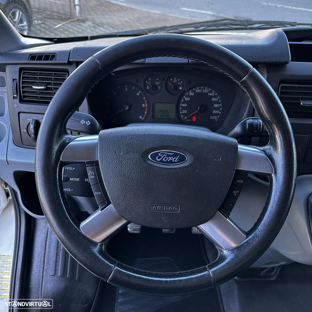 Ford TRANSIT - 13