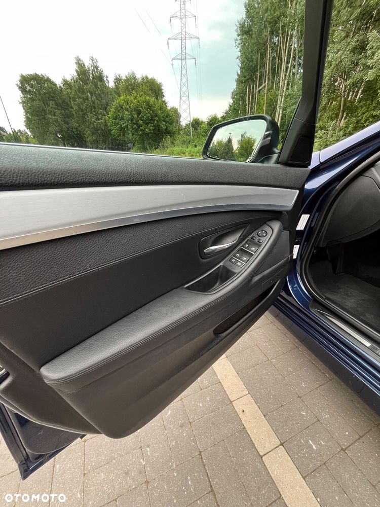 BMW Seria 5 535i xDrive - 21