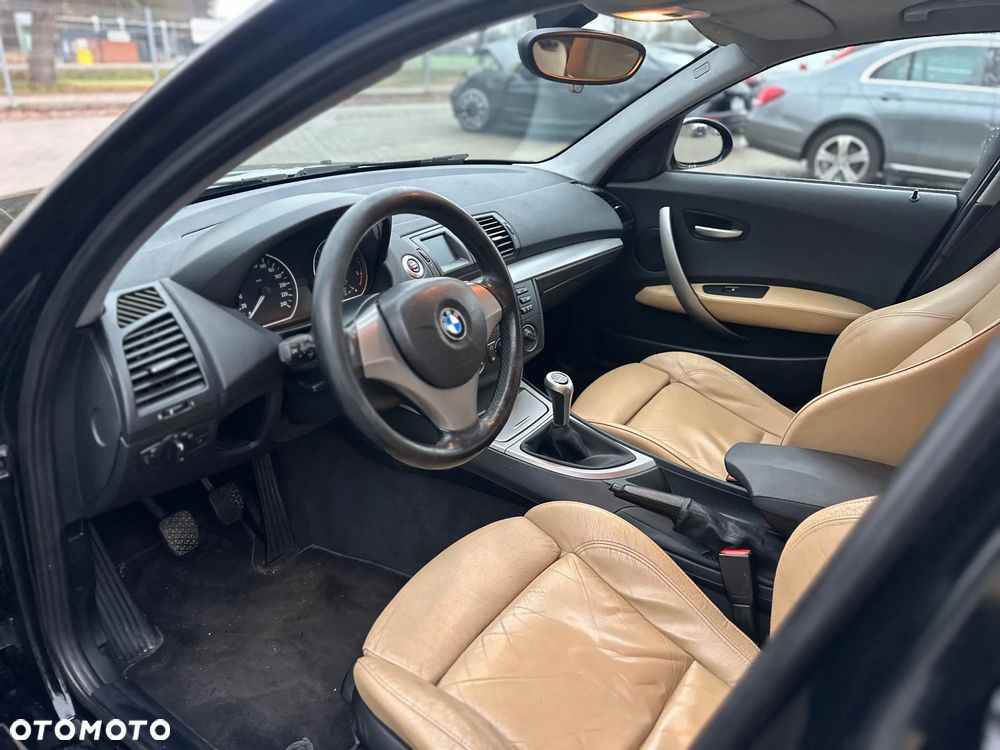 BMW Seria 1 118d DPF - 11