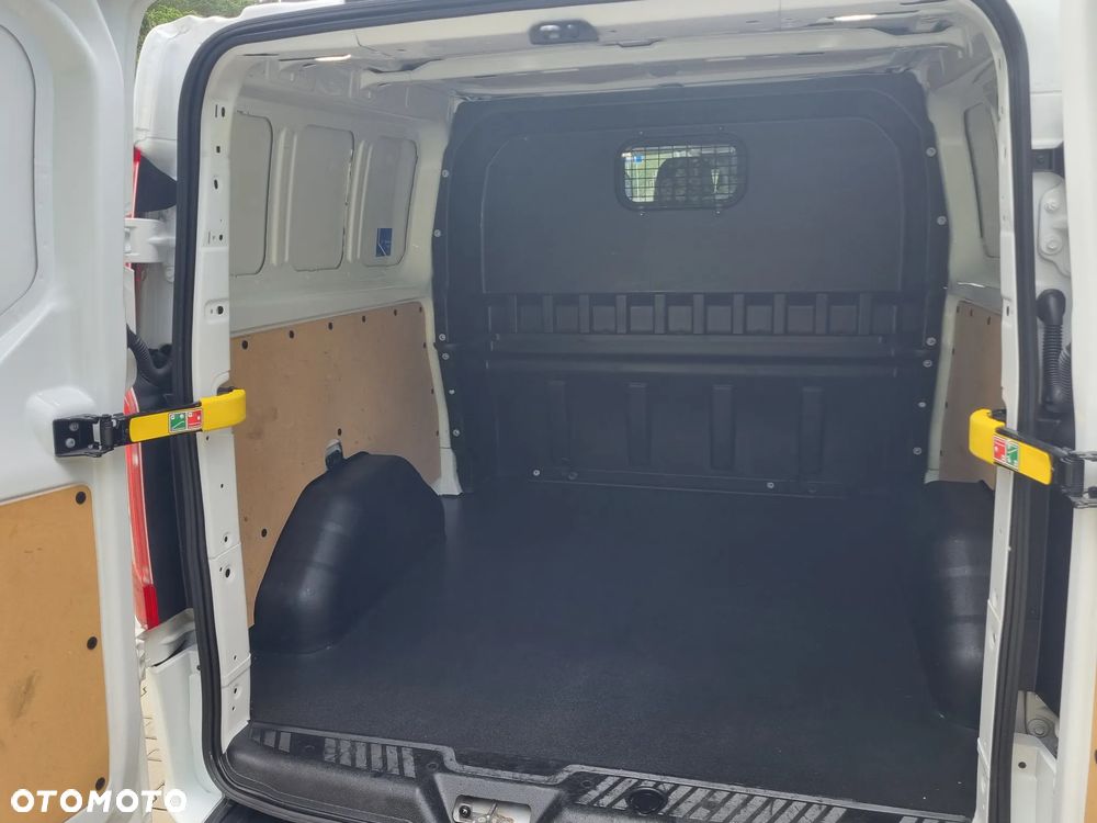 Ford Transit Custom - 24