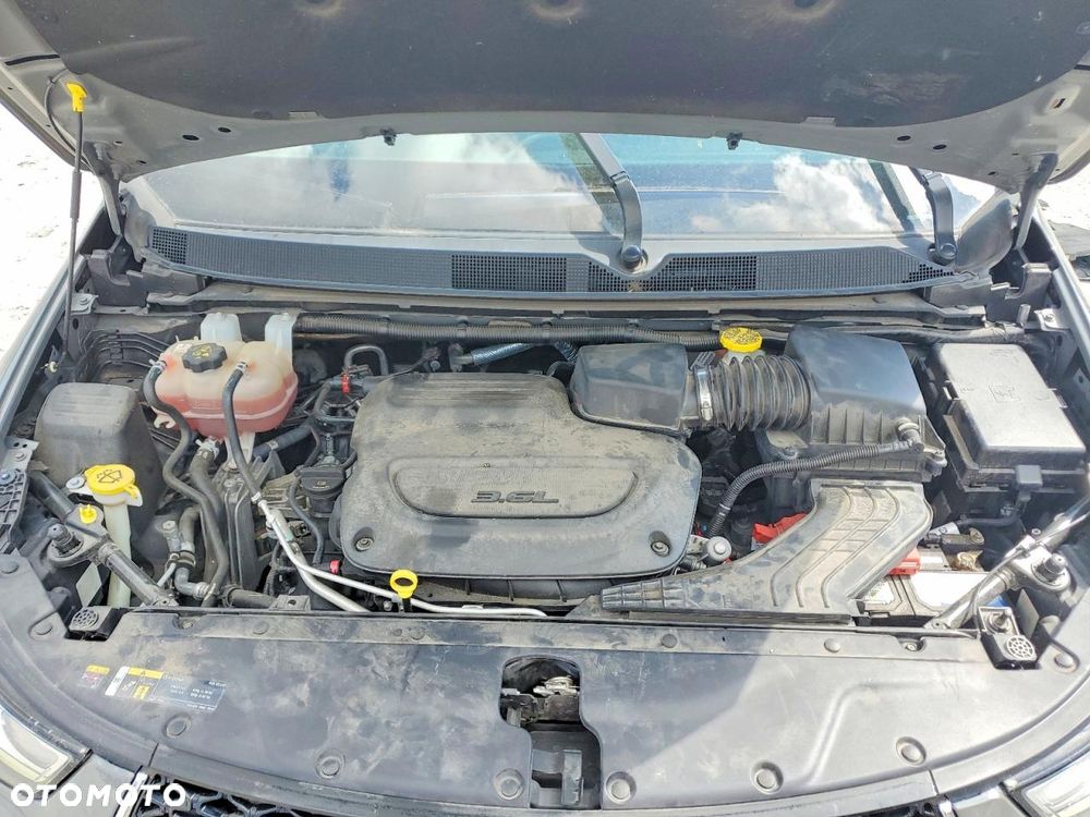 Chrysler Pacifica - 11