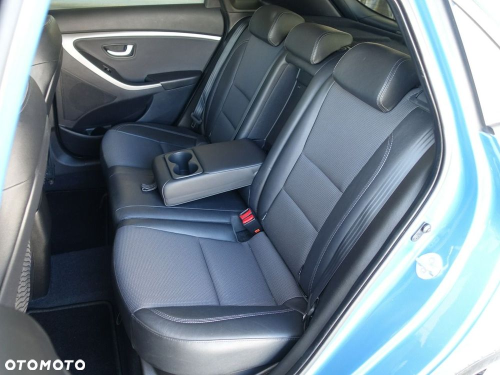 Hyundai i30 1.4 Premium - 19