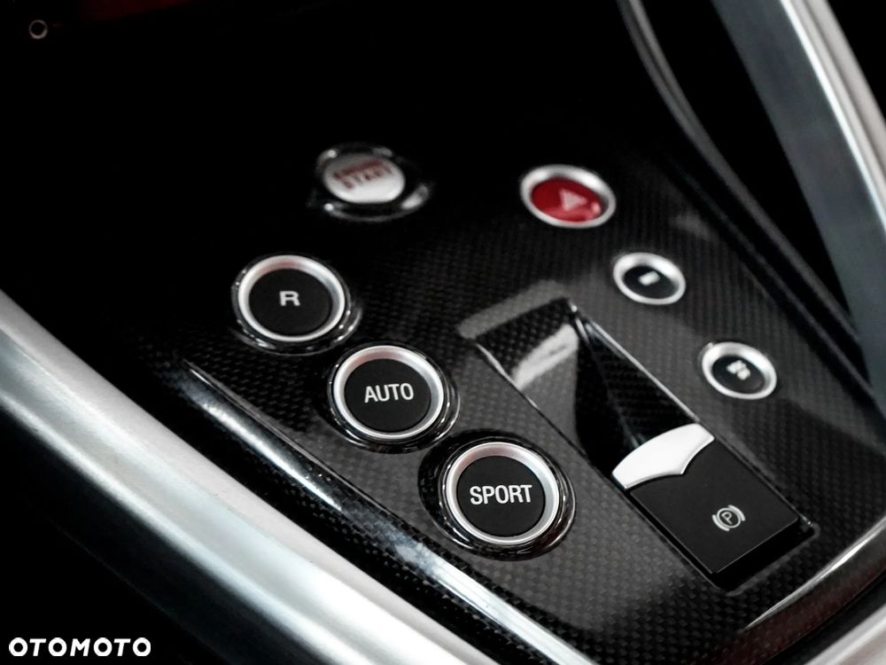 Alfa Romeo Inny - 19