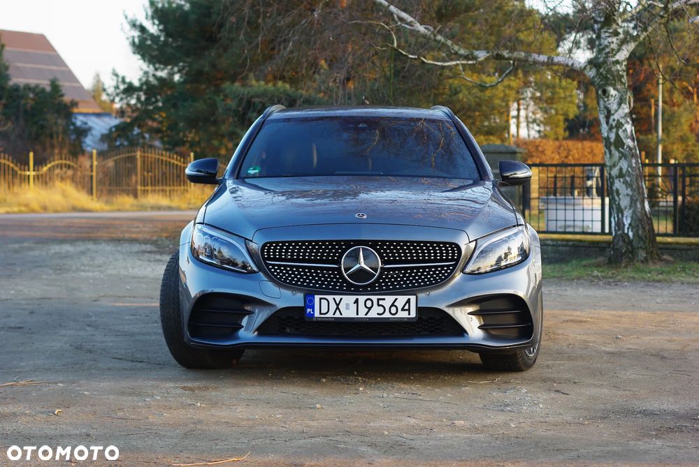 Mercedes-Benz Klasa C 300 d T 9G-TRONIC AMG Line - 1