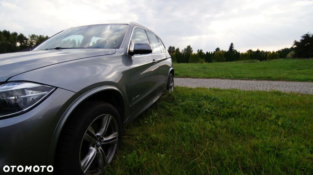 BMW X5 xDrive40d - 13