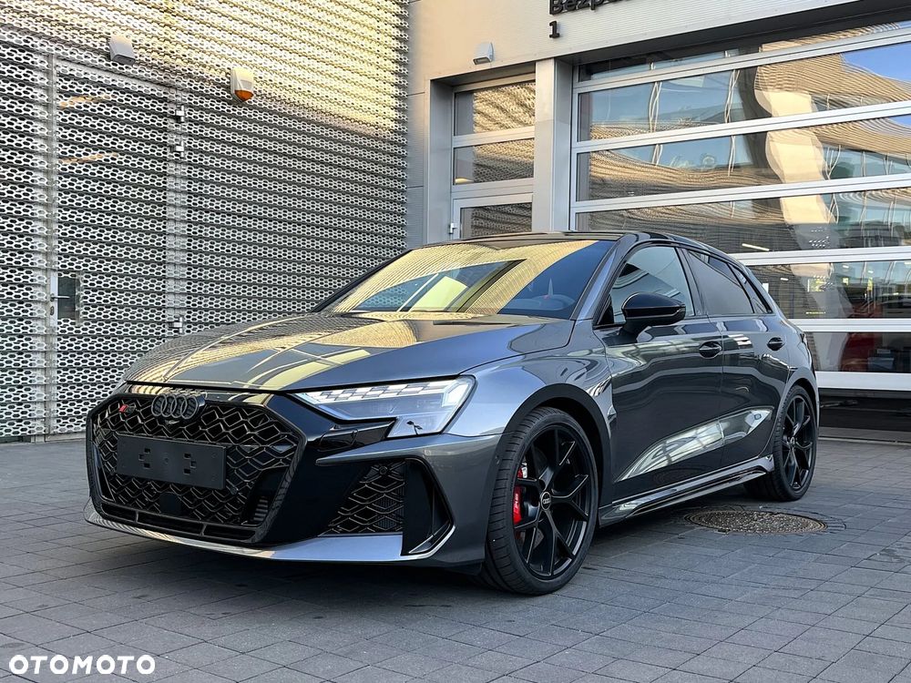 Audi RS3 Sportback - 4
