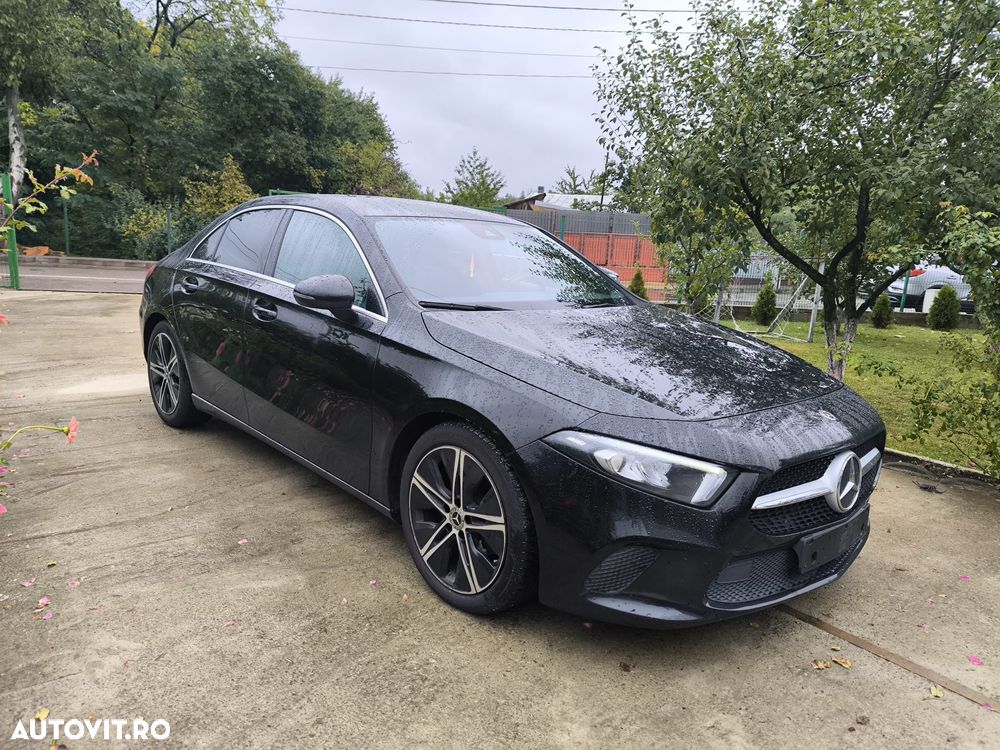 Mercedes-Benz A 180 Sedan 7G-DCT Edition 2020 - 1