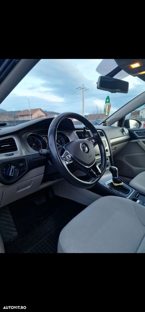 Volkswagen Golf 1.6 TDI DPF BMT DSG Comfortline - 4