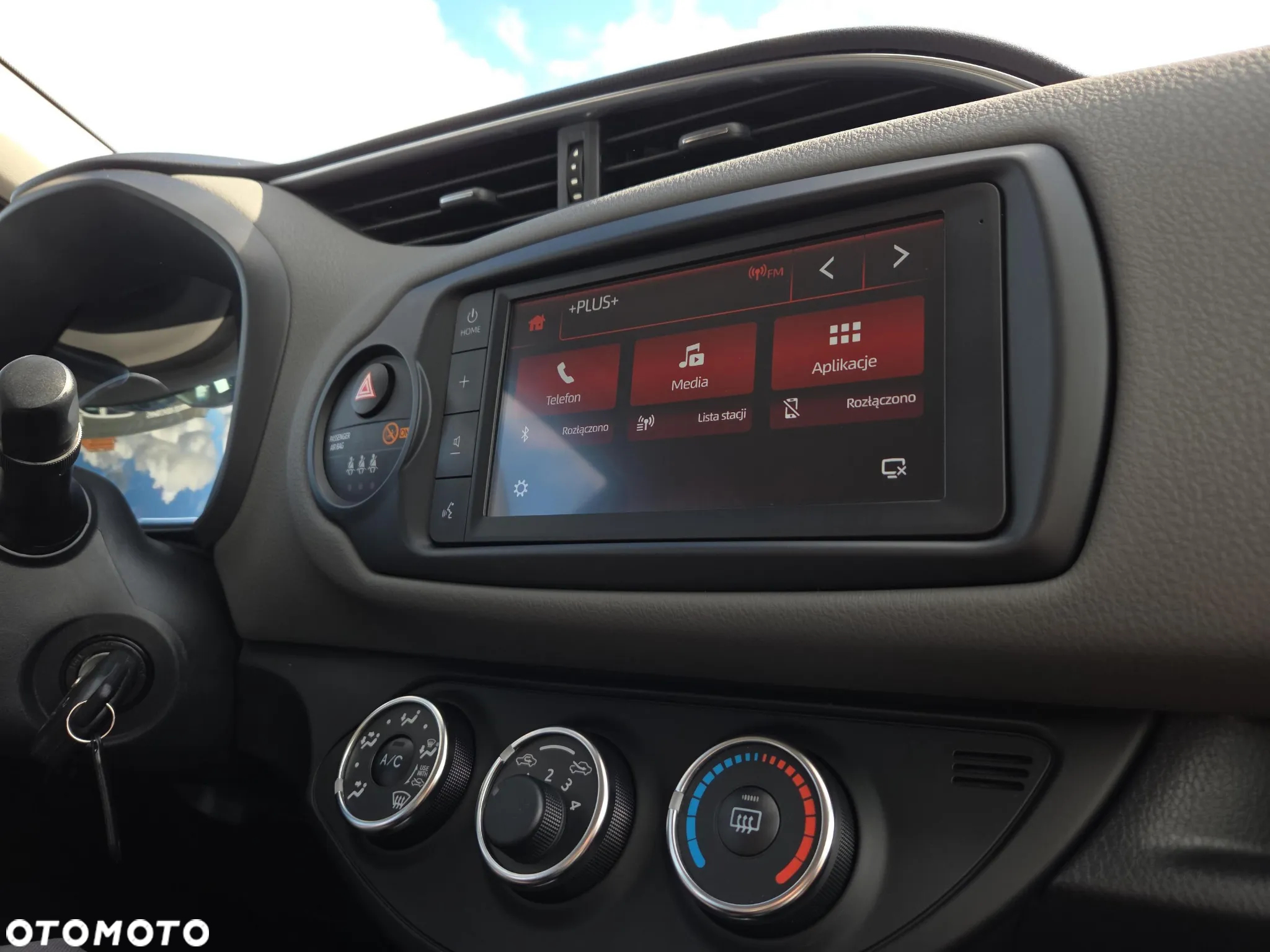 Toyota Yaris 1.5 Premium CVT - 19