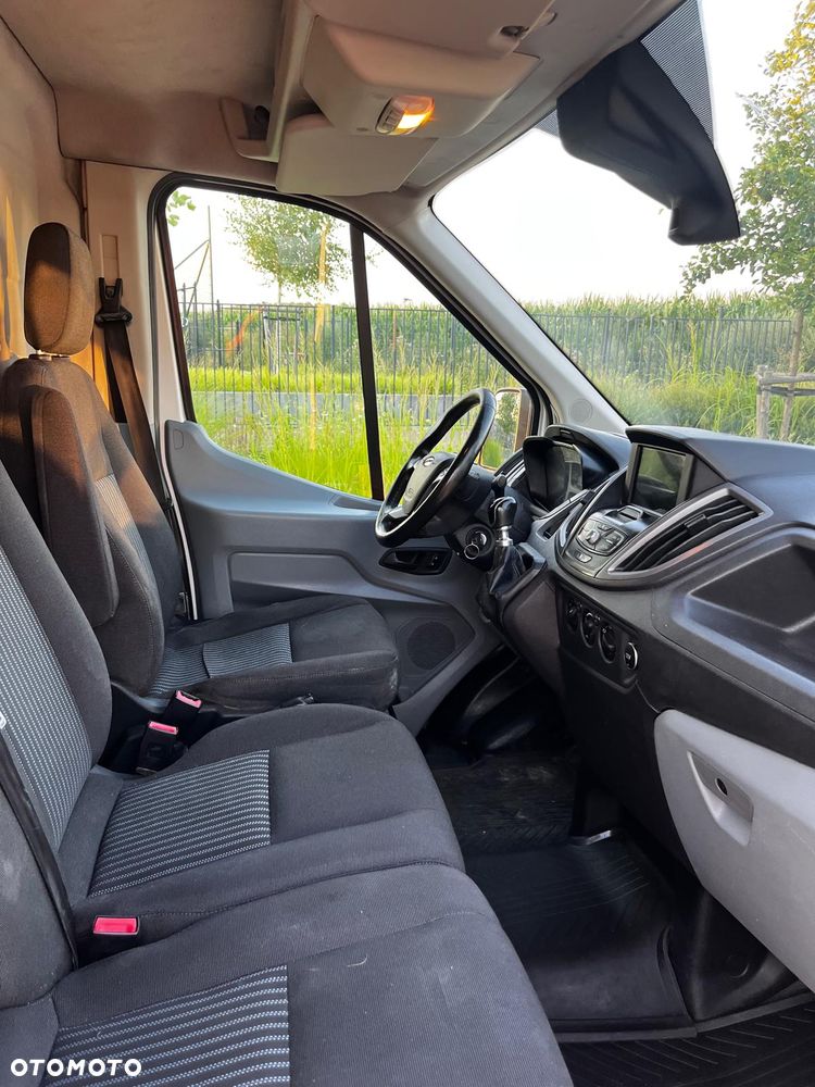 Ford Transit - 9