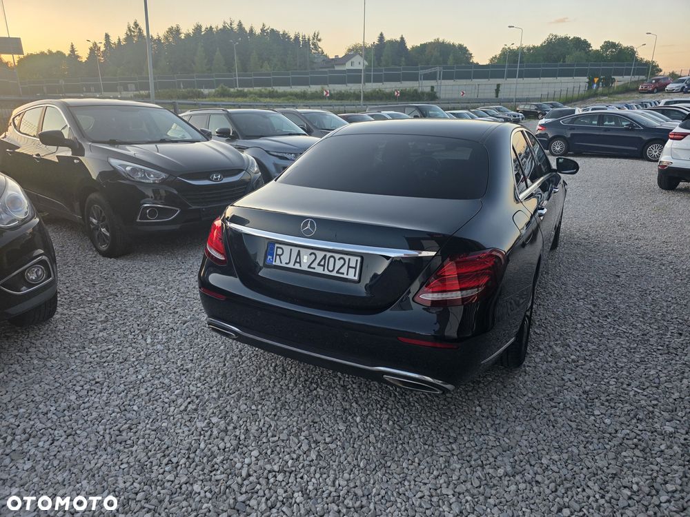 Mercedes-Benz Klasa E 200 9G-TRONIC - 8