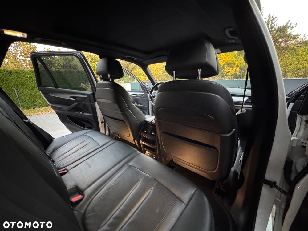 BMW X5 xDrive40d Sport-Aut - 12