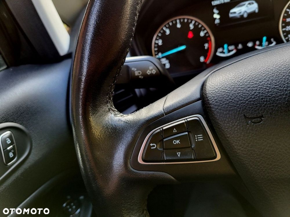 Ford EcoSport - 32