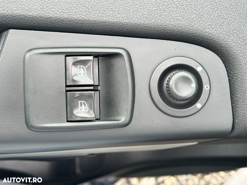 Renault Trafic Combi L1H1 Authentique - 16