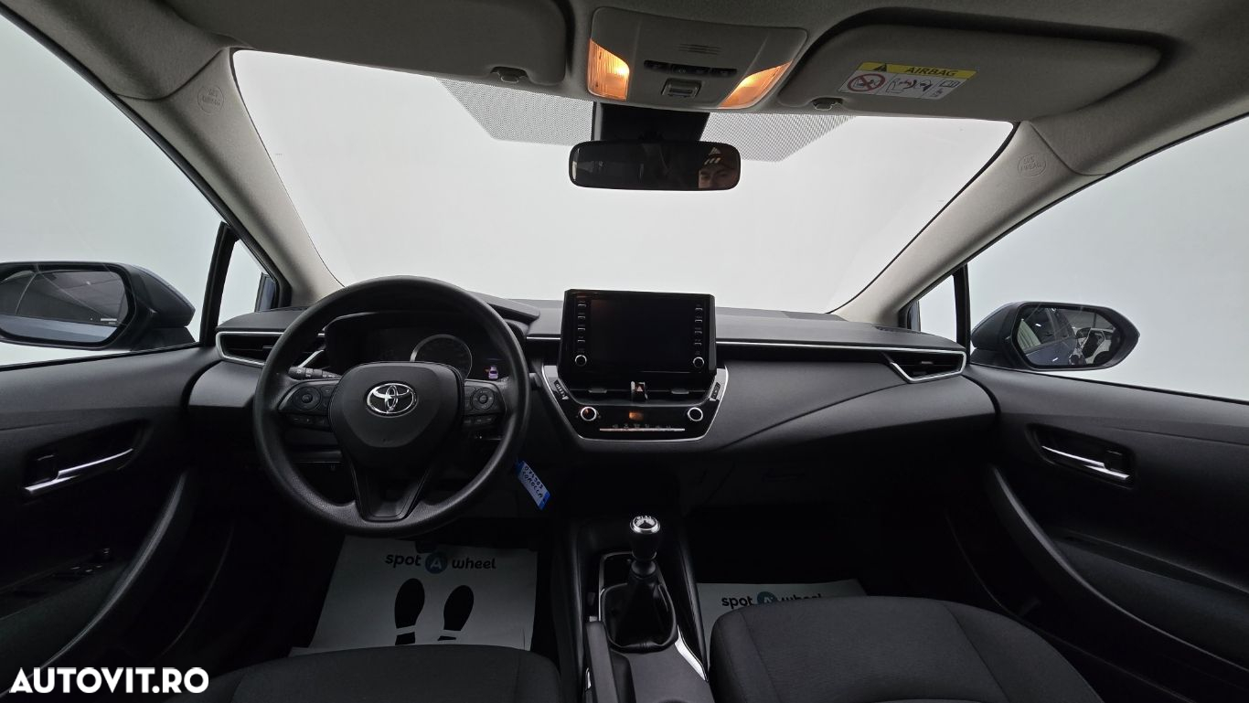 Toyota Corolla - 14