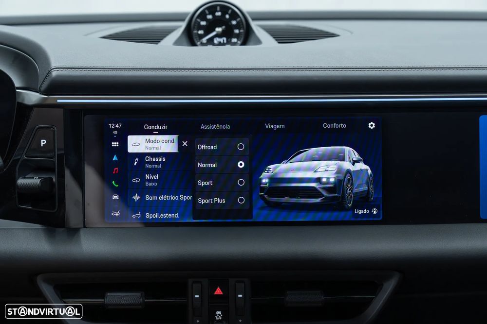 Porsche Macan Electric 4 - 39