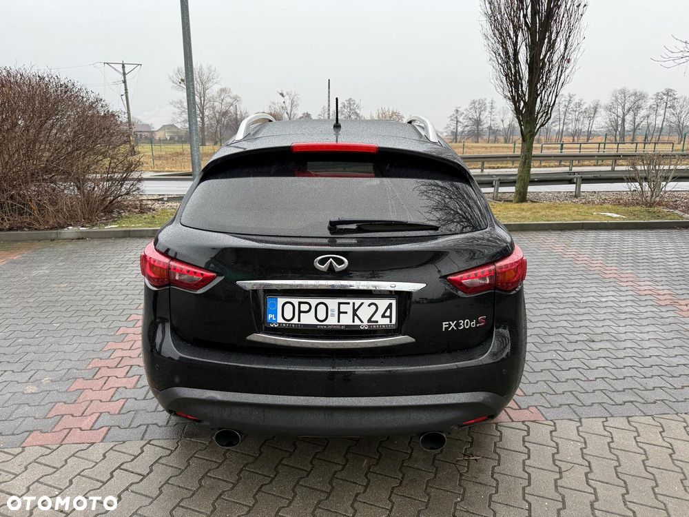 Infiniti FX FX30d S Premium - 4
