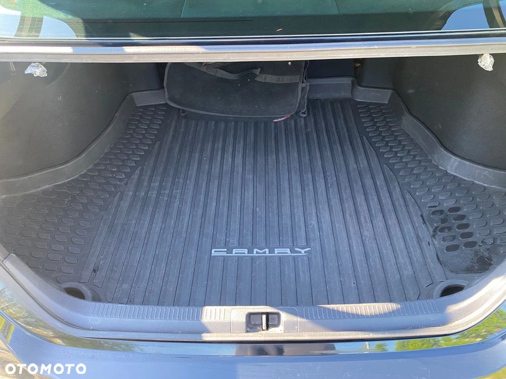 Toyota Camry 2.5 Hybrid Prestige CVT - 17