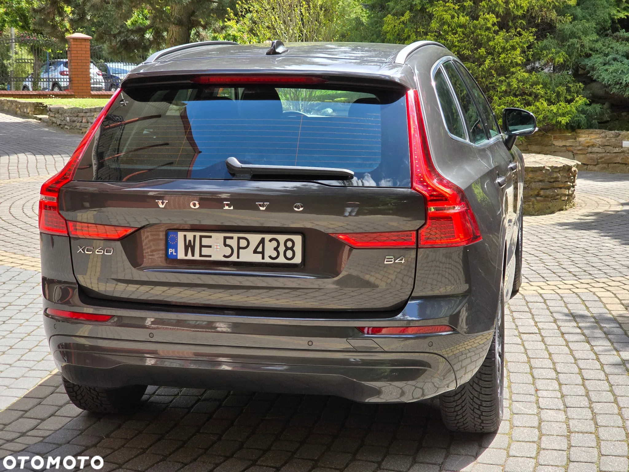 Volvo XC 60 D4 Momentum Pro - 9
