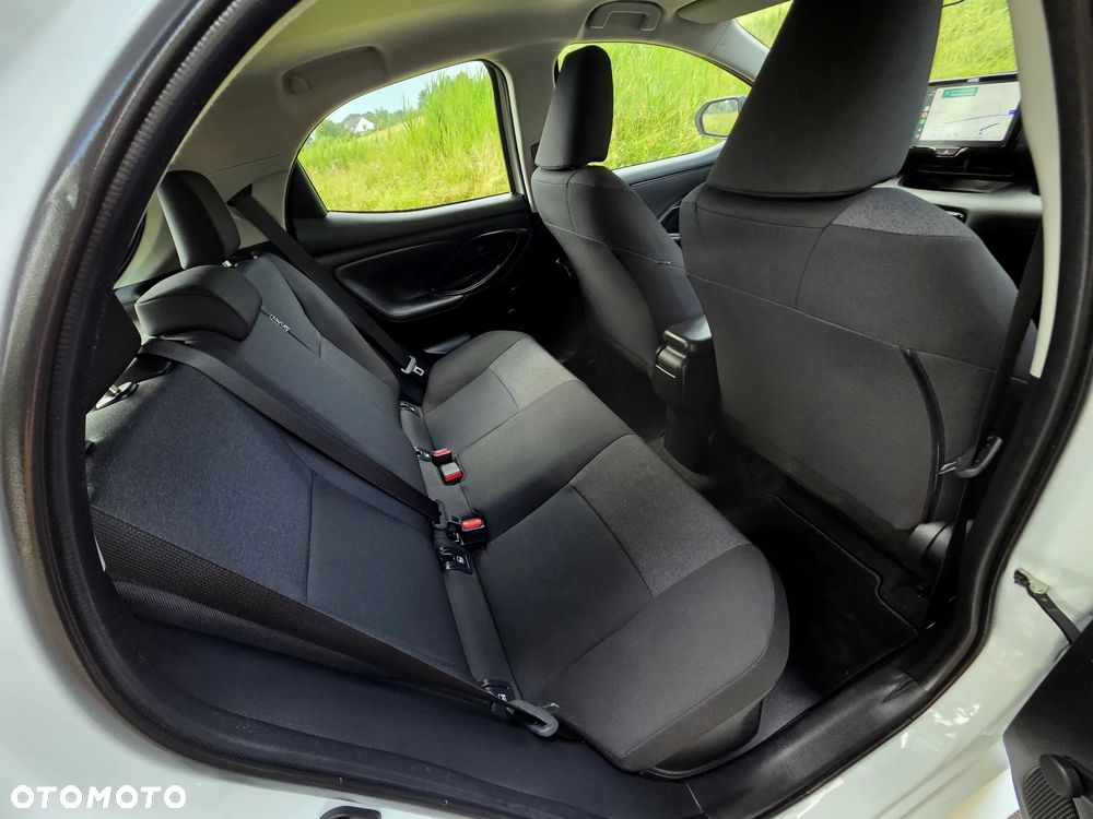 Mazda 2 Hybrid 1.5 VVT-i 116 CVT EXCLUSIVE-LINE - 26