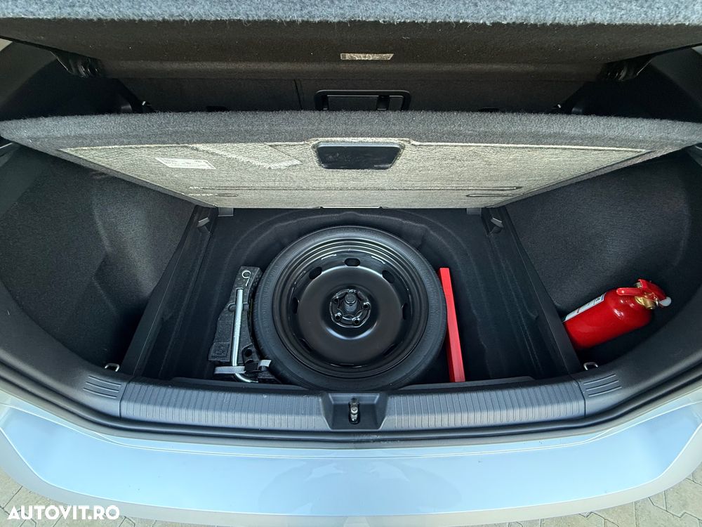 Volkswagen Golf 1.5 eTSI ACT DSG MHEV Life - 17