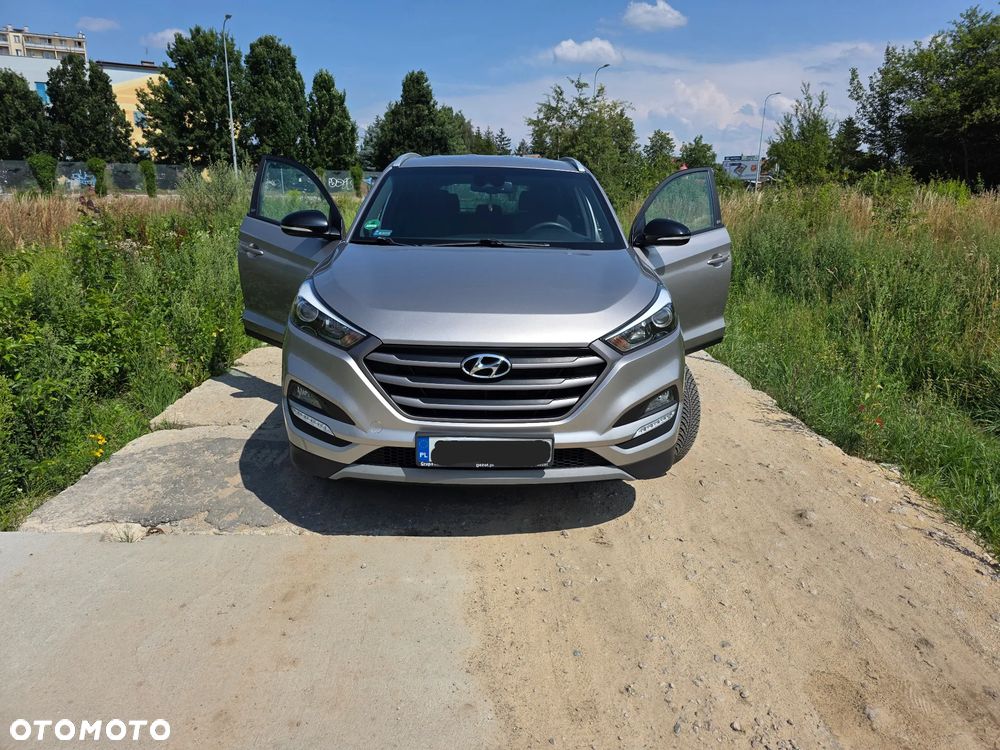 Hyundai Tucson 1.6 GDI BlueDrive GO 2WD - 1