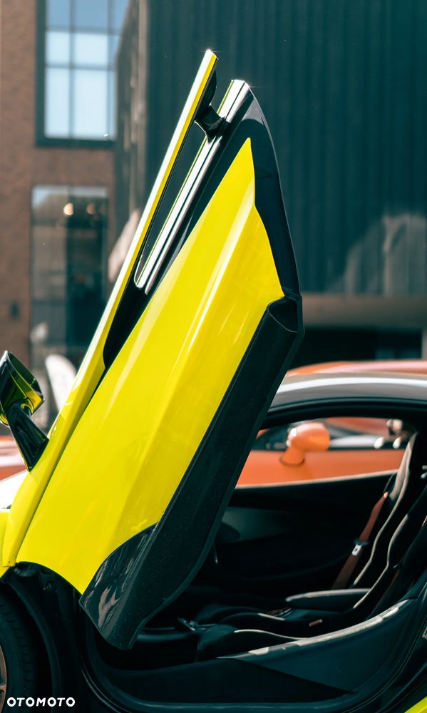 McLaren 570S Coupe Standard - 23