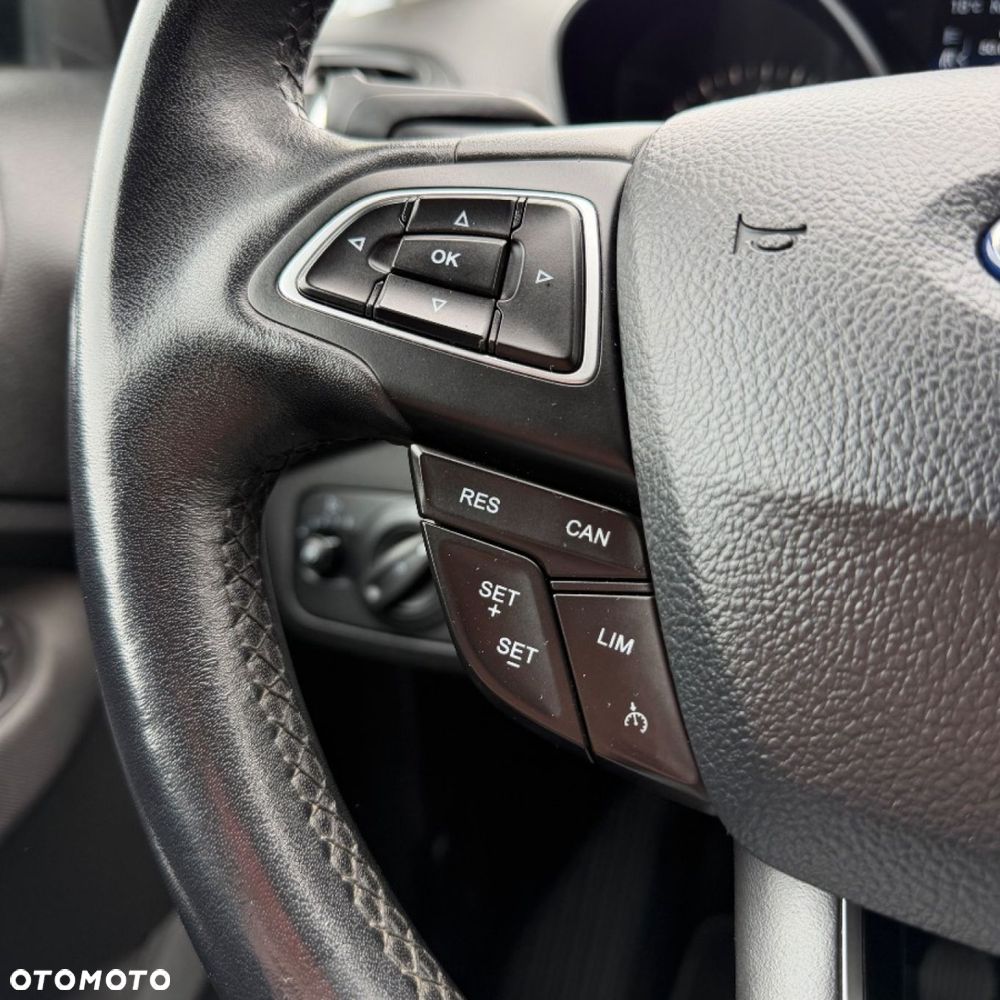 Ford Grand C-MAX - 30