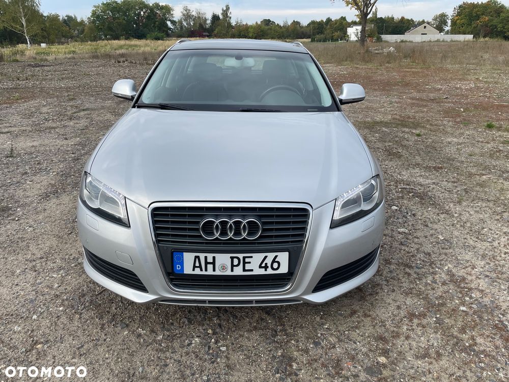 Audi A3 Sportback - 2