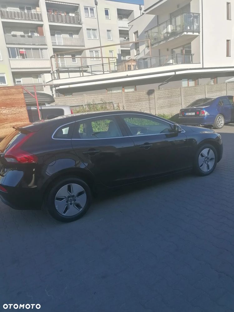 Volvo V40 D2 Summum - 12