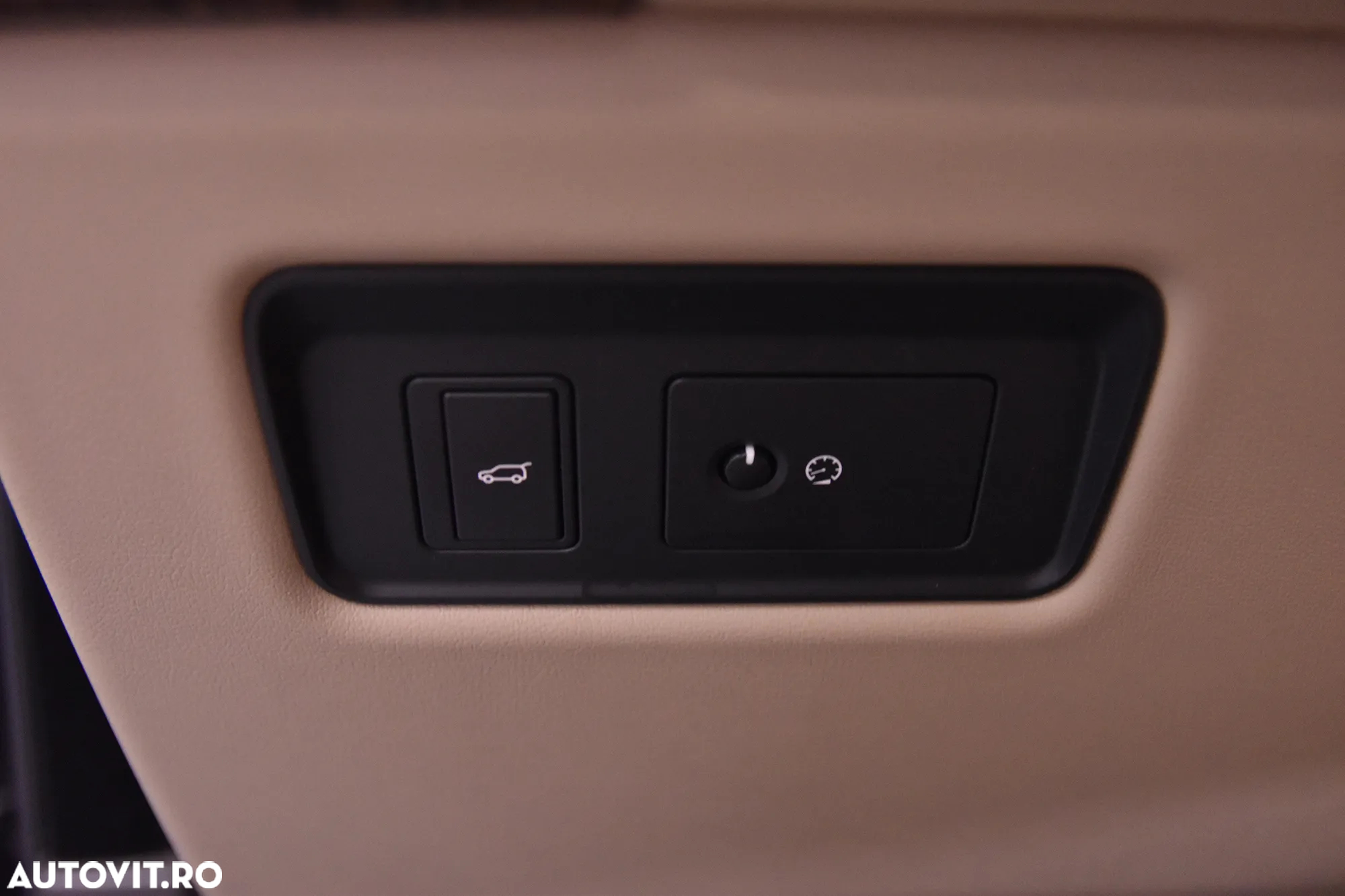 Land Rover Range Rover - 15