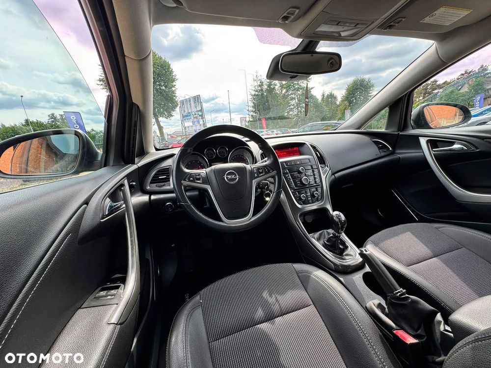 Opel Astra 1.4 Turbo - 21
