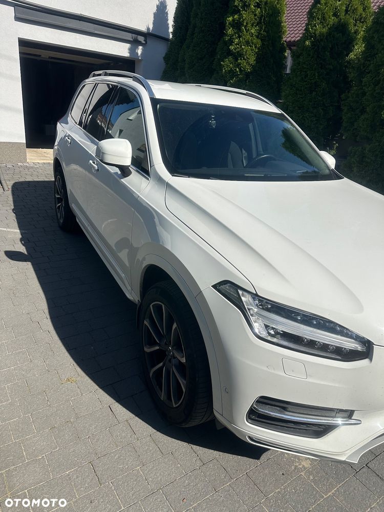 Volvo XC 90 D5 AWD Momentum - 4
