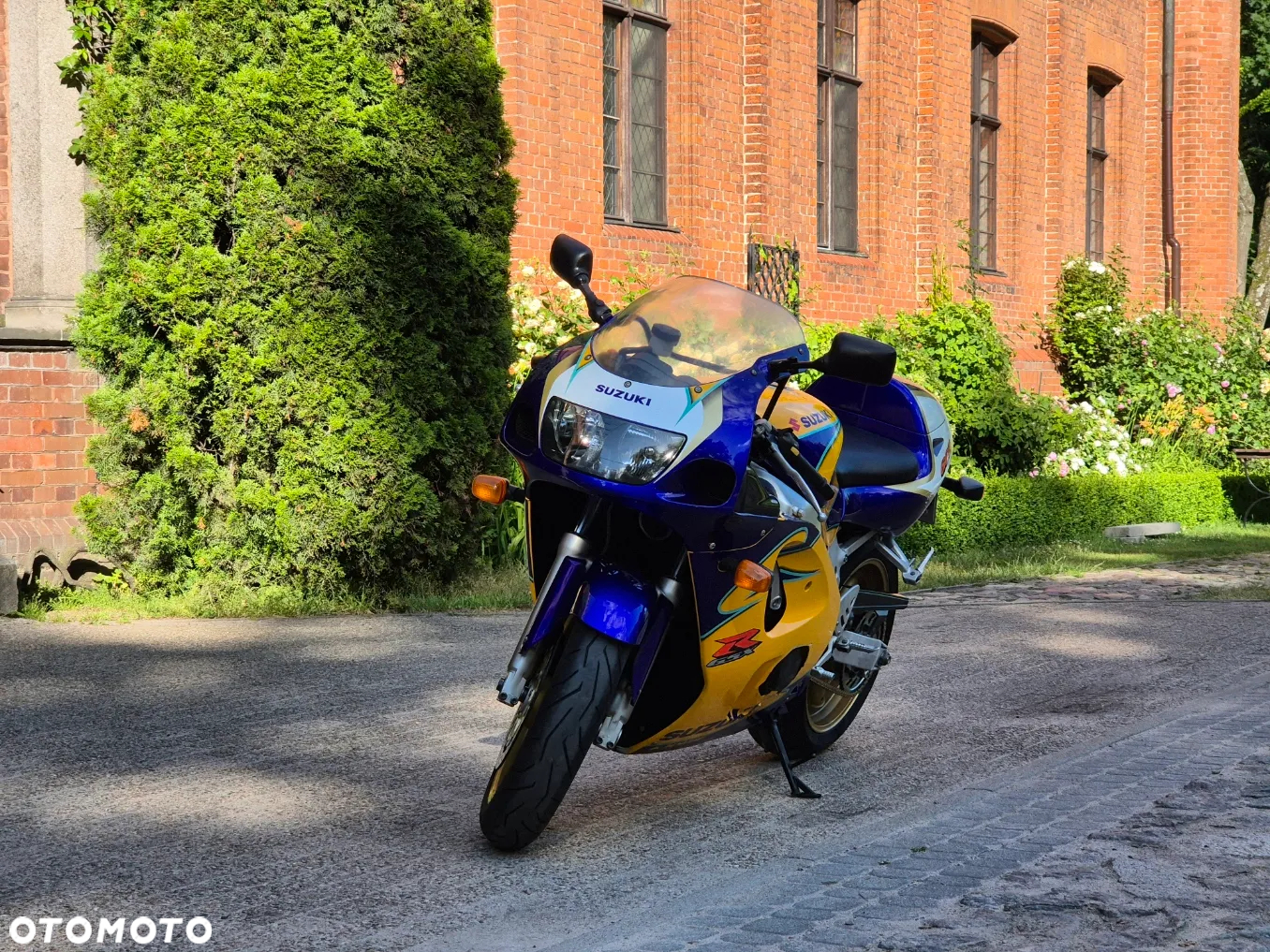 Suzuki GSX-R - 27