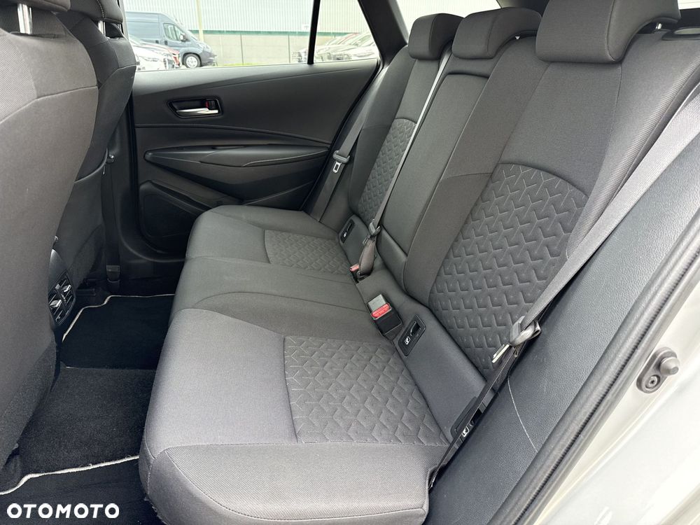 Toyota Corolla 2.0 Hybrid Comfort - 12