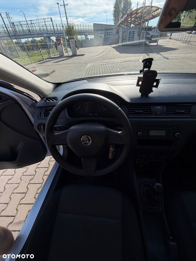 Skoda RAPID 1.6 TDI DPF Active - 7