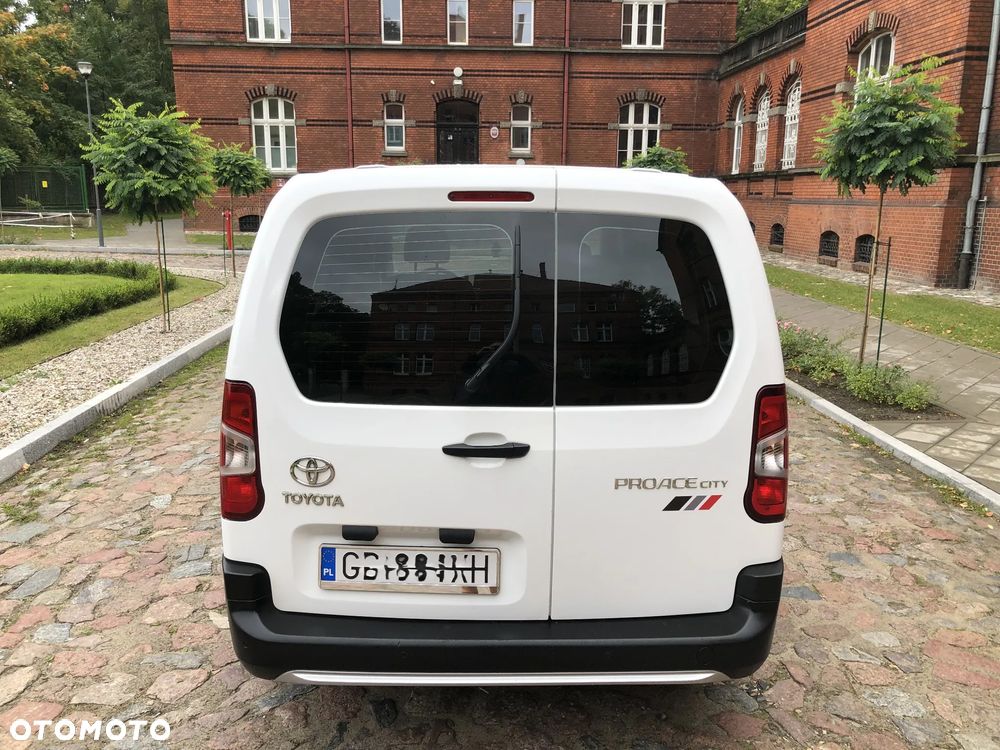 Toyota Proace City Verso Long 1.5 D-4D Combi - 4