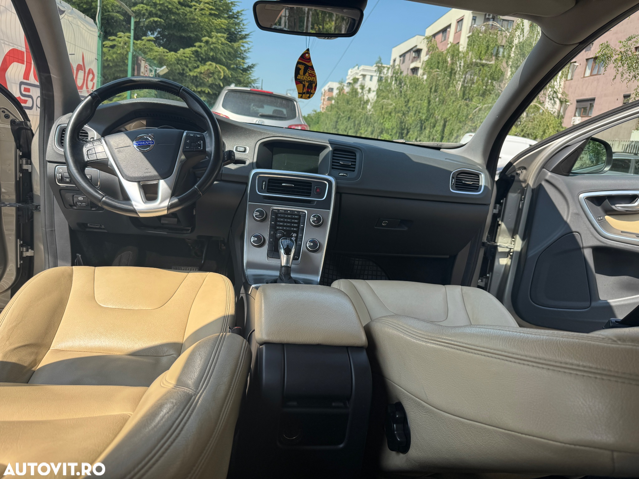 Volvo V60 D2 Start-Stop Momentum - 4