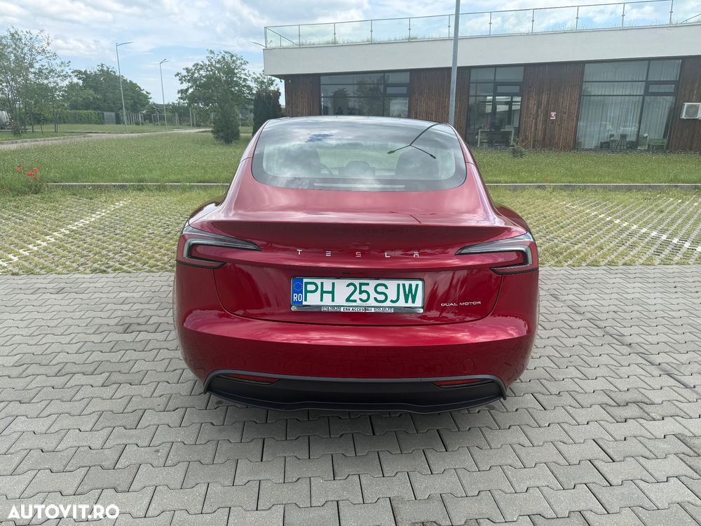 Tesla Model 3 Long Range AWD Premium - 3