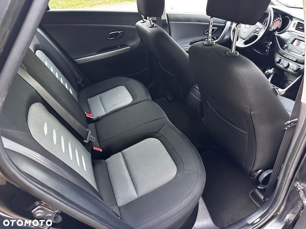 Kia Ceed 1.6 GDI Fifa World Cup Edition - 31