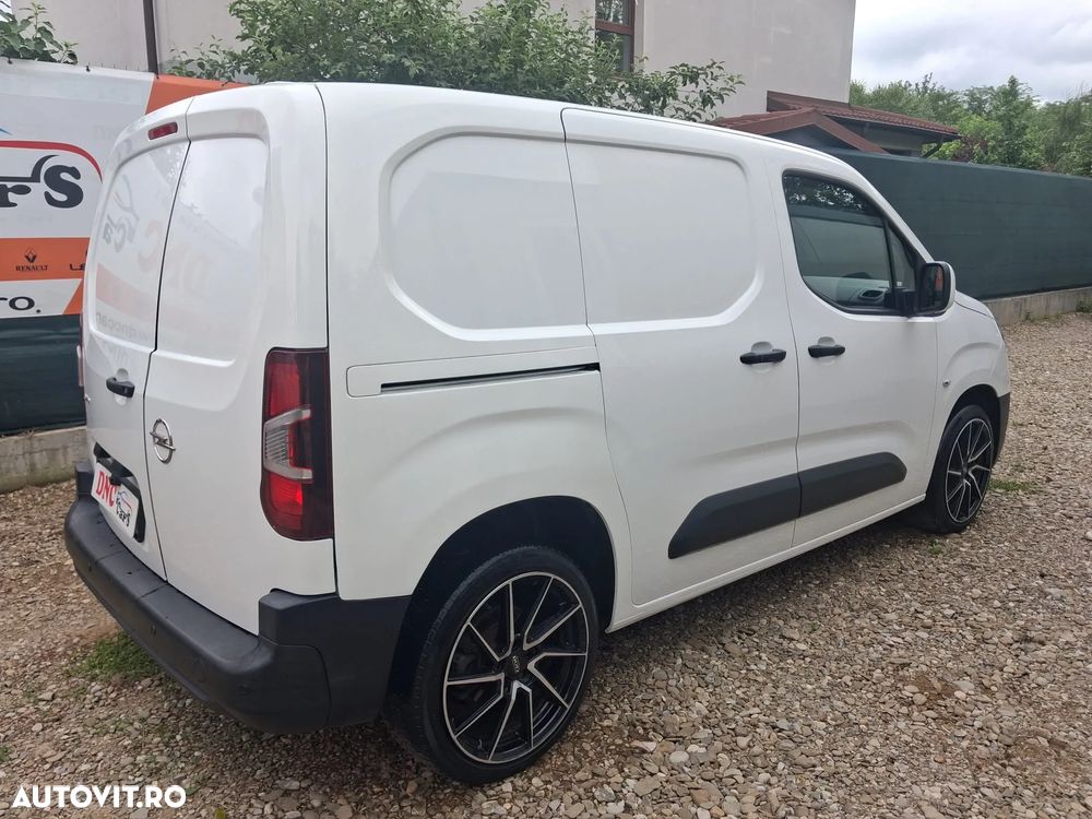 Opel Combo - 12