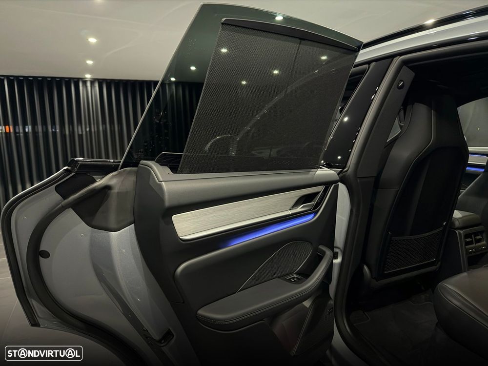 Porsche Macan Electric 4 - 40