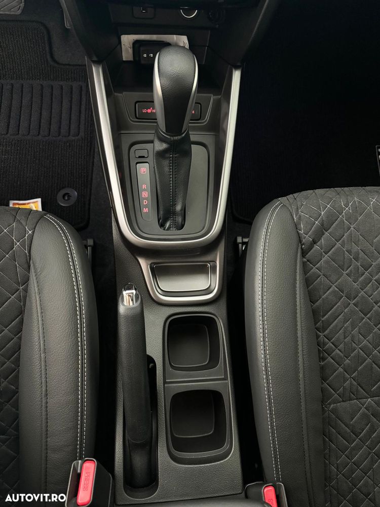 Suzuki Vitara 1.4 Boosterjet 6AT MHEV Spirit - 11
