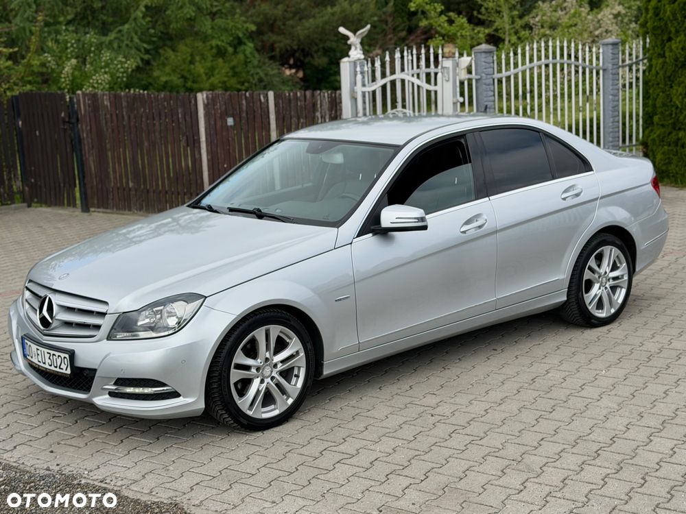 Mercedes-Benz Klasa C 180 CGI Automatik BlueEFFICIENCY Avantgarde - 8
