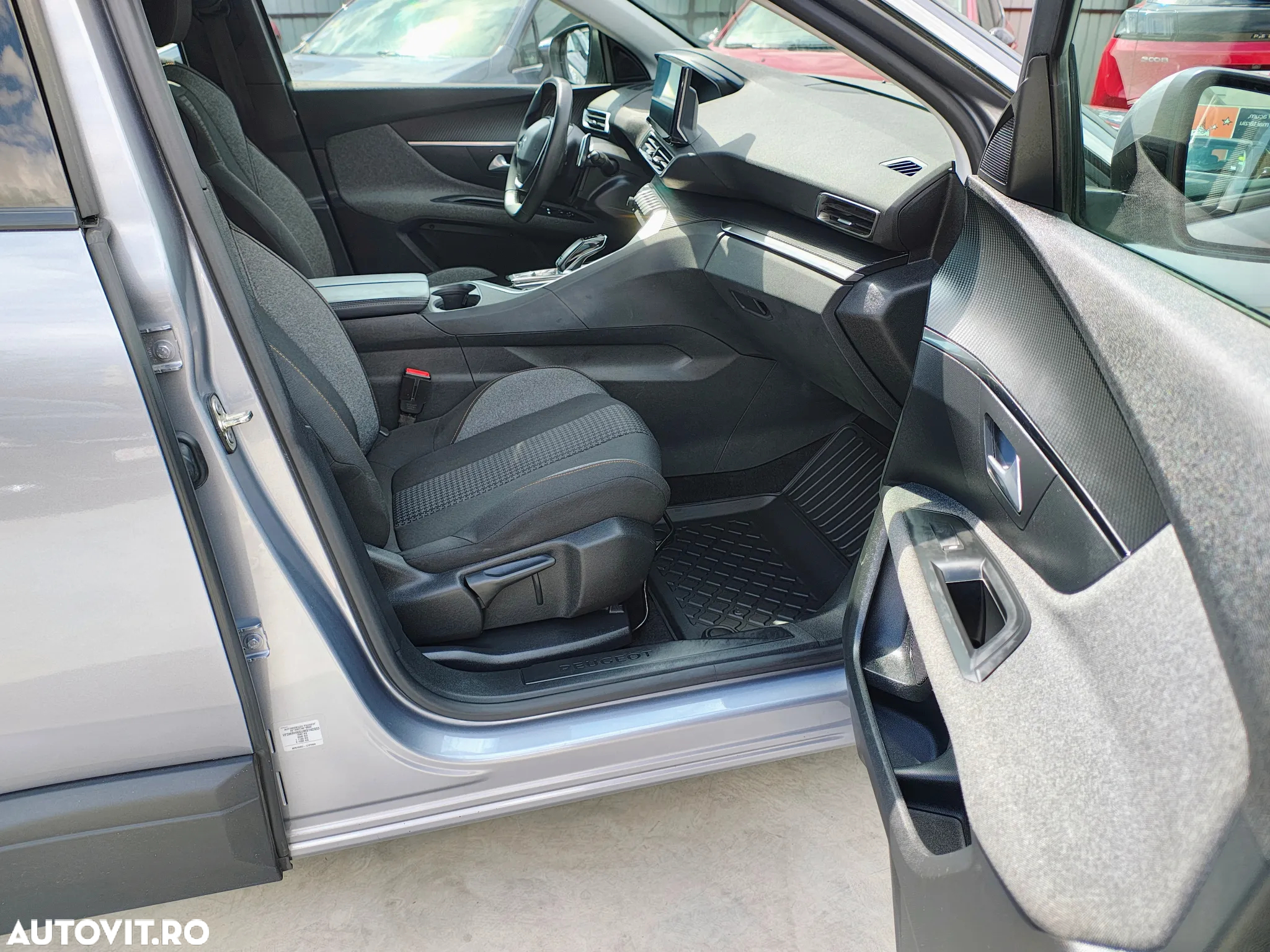 Peugeot 3008 PureTech 130 Stop & Start GPF EAT8 Active Business-Paket - 7