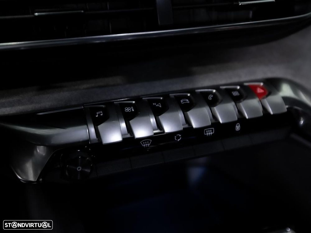 Peugeot 3008 1.5 BlueHDi GT Pack EAT8 - 16