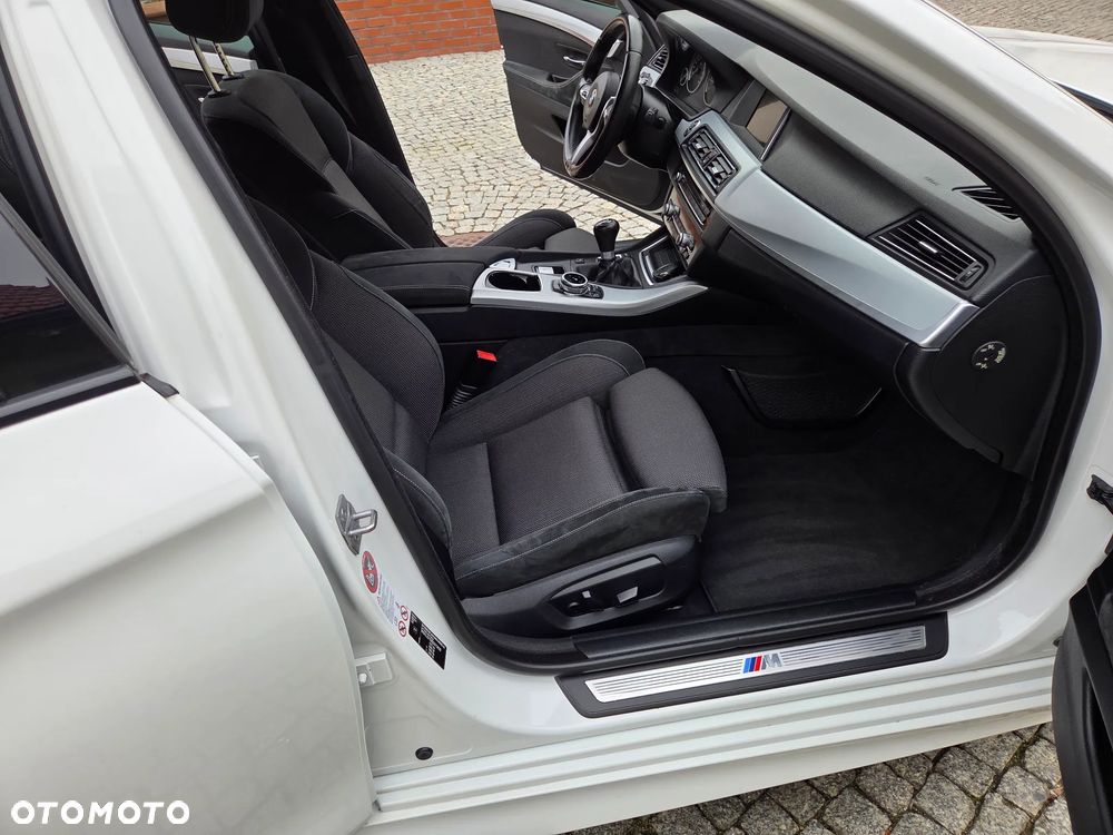 BMW Seria 5 - 21