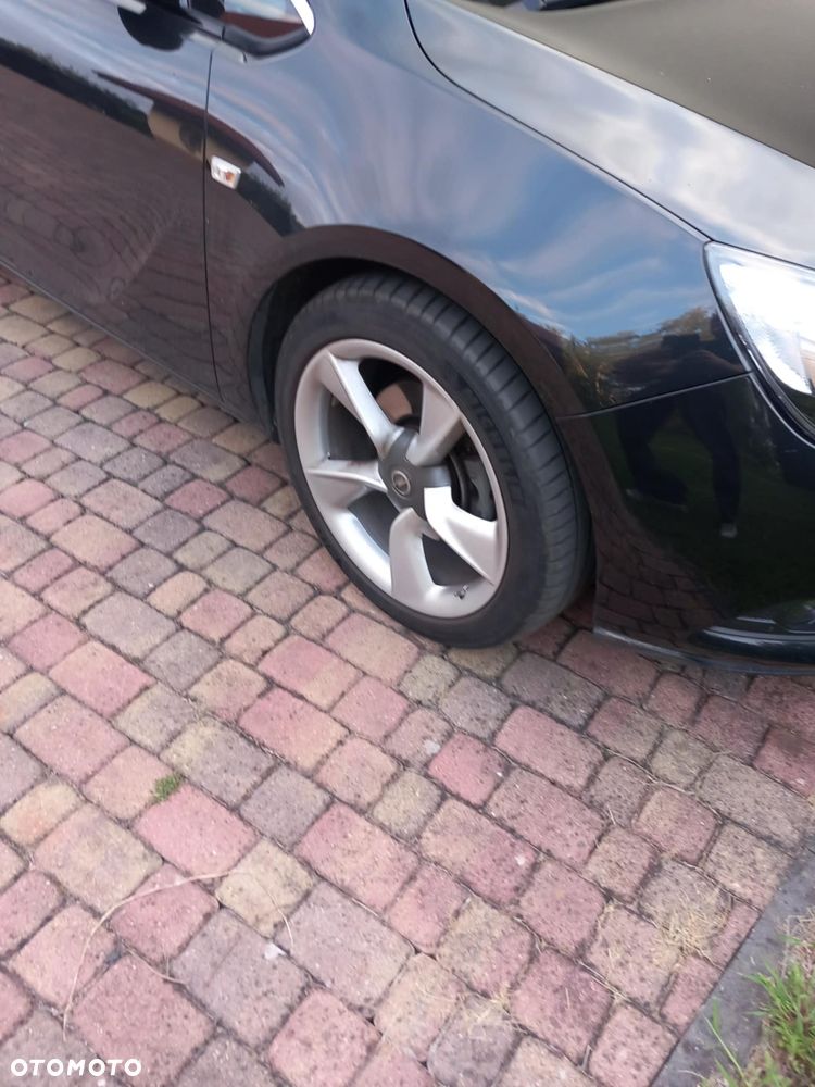 Opel Astra 1.4 T Enjoy - 11